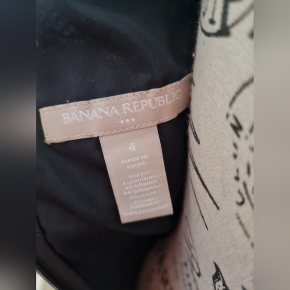 Banana Republic Long Sleeve Black Lace Dress - Picture 5 of 7